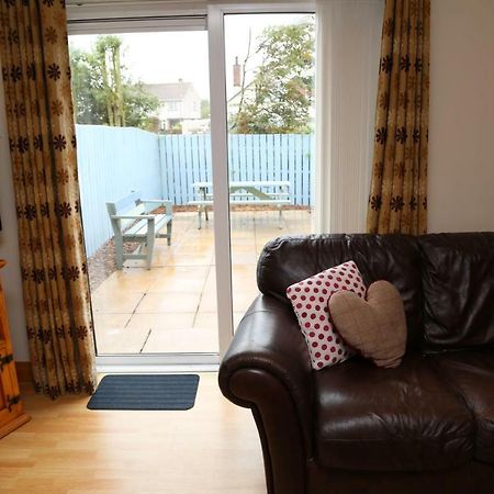 Vila Sunny Seaside Getaway Portstewart Exteriér fotografie